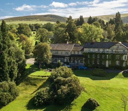 SpaHotels in Llangammarch Wells (Powys)