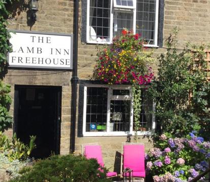 Adults Only Hotels in Chinley (Derbyshire)