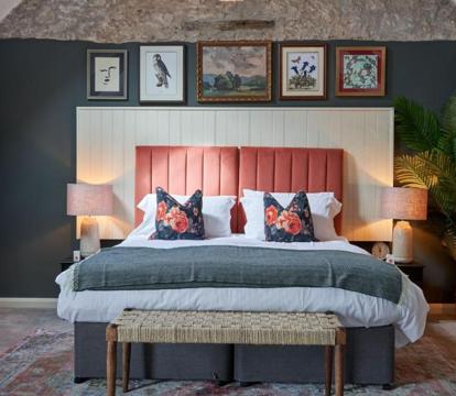The most romantic hotels and getaways in Langford (North Somerset)