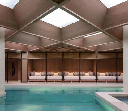 Photo of The Londoner