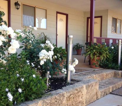 Photo of The Nosh & Nod - Avon Terrace