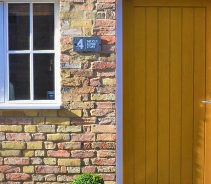 Photo of The Old Bottle Store - 2 Double Bedrooms, 2 Bathrooms, St Ives, Cambridgeshire