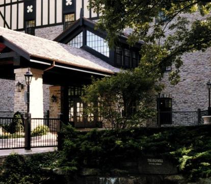 Photo of Old Mill Toronto Hotel