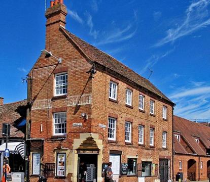 Photo of The Penthouse On Waterside with Private Parking