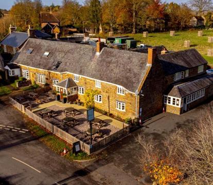 Photo of The Red Lion at Hellidon