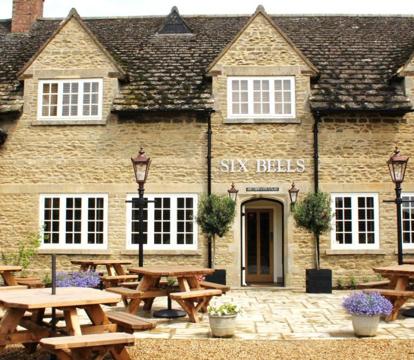 Photo of The Six Bells