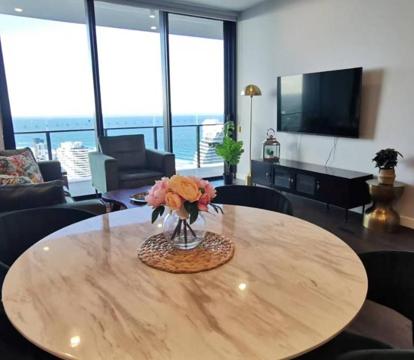 Photo of 2 Bedroom Luxurious Apartment in Broadbeach Gold Coast next to Pacific Fair with breathtaking Ocean View - GC48