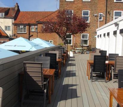 Photo of The Star Inn YO16 4QF