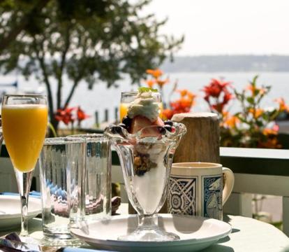 Best Adults-Only hotels in Greenport (New York State)