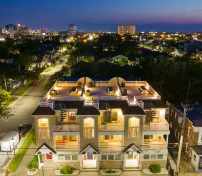 Photo of ❤️ The Top End Townhomes with Stunning Views On One-Of-A-Kind Rooftop Deck! WOW!