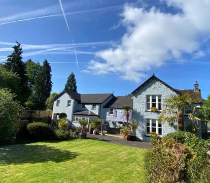 The most romantic hotels and getaways in Talybont (Powys)