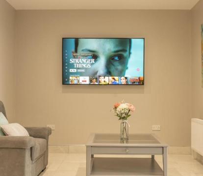 Photo of The View Apartment 2, Newry - Luxury Open Plan Apartment with City Views