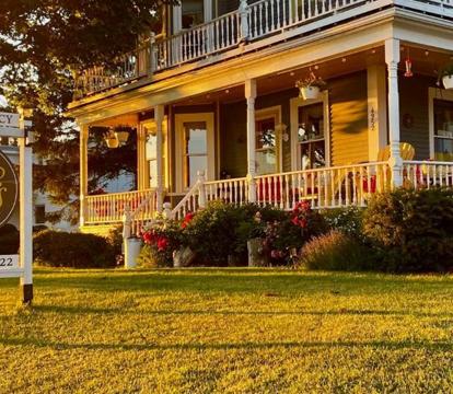 Photo of Toba's Bed & Breakfast