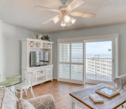 Photo of Tradewinds #1008