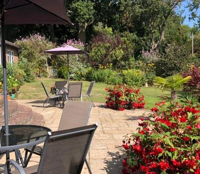 The most romantic hotels and getaways in Charlwood (Surrey)