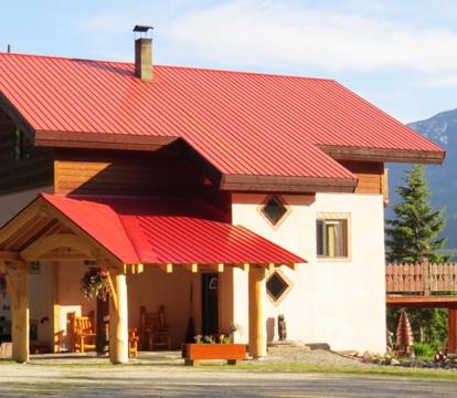 Photo of Tschurtschenthaler Lodge