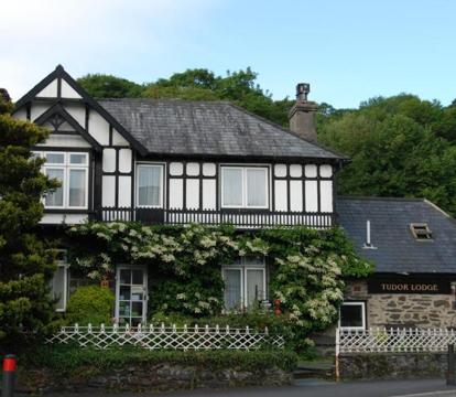 The most romantic hotels and getaways in Porthmadog (Gwynedd)