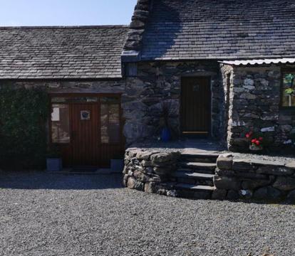 Adults Only Hotels in Llanbedr (Gwynedd)