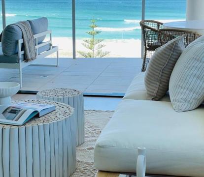 Photo of Villa Sol - Luxury 3 Bedroom Villa in Kirra