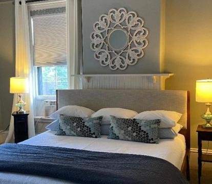 Photo of West End Inn