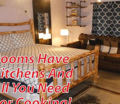 Photo of Yellowstone Motel - Adults Only - All rooms have kitchens