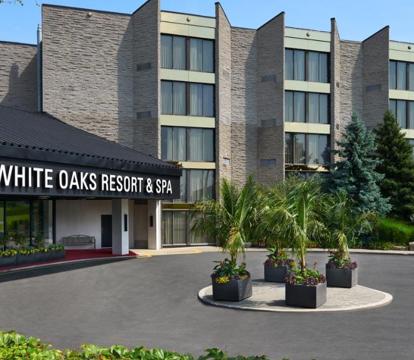 Photo of White Oaks Conference & Resort Spa