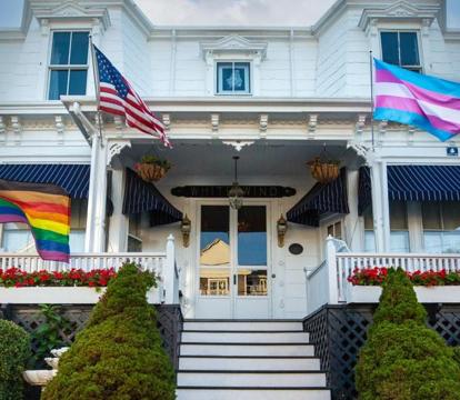 Photo of Brasswood Inn