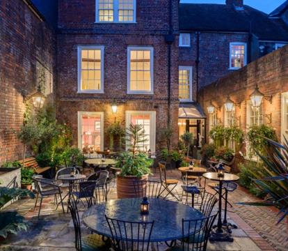 Photo of Ye Spotted Dogge