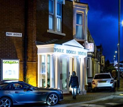 Photo of York House Hotel